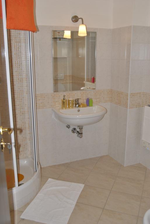 Bed & Breakfast Valeri Артена Екстер'єр фото